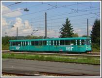 Der Fahrschulwagen 2050, Ende 2005 von der Verkehrsgesellschaft Frankfurt am Main (VGF) in der eigenen Hauptwerkstatt aus dem Pt-Triebwagen 664 umgebaut, am 25.08.2007 im Betriebsbahnhof Ost. Die Aufnahme entstand im Rahmen einer Sonderfahrt mit Besichtigung und F�hrung durch den Betriebsbahnhof.


