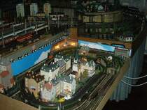 Eine Spur-N Anlage 105+65 
Motiv:Grostadt