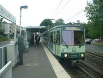SWB Wagen 7752 an der Ollenhauerstr. als Linie 16 nach Kln-Niehl.