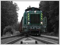 Nachdem 1100.1 den VG 71383 am 10.9.2007 von Graz nach Preding gebracht hatte, holte sie die leeren Waggons im Werk der Holzindustrie Leitinger, welche in der Fr�h beigestellt wurden, um f�r den Ganzzug aus Finnentrop Platz zu machen. Hier befindet sich der Zug bereits wieder auf dem R�ckwerg aus dem Werk. Der Zug fuhr gleich durch nach Graz