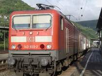Am 11.9.2007 ist  143 833-2 mit RB 12755 von Koblenz  kommend um 8.44 auf Gleis 201 in Bingen Hbf (fr�her: Bingerbr�ck) eingetroffen, die Weiterfahrt nach Mainz ist f�r 8.52 vorgesehen.