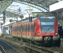 423 194/694 als S13 nach Troisdorf in K�ln Hbf. 23.09.07