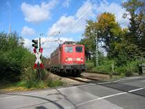 BR 140 820-2 mit gem. G�terzug 

km 28,190 D�sseldorf,25.09.2007