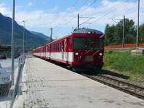 Regionalzug nach Brig f�hrt am 18.8.2007 in den Bedarfshaltepunkt Eyholz ein 
