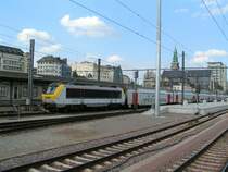 E-Lok 1342 verl�sst den Bahnhof Luxemburg in Richtung Br�ssel.
23.09.07