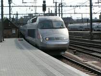 TGV 552 aus Paris kommend, bei der Einfahrt am fr�hen Nachmittag im Bahnhof Luxemburg. 23.09.07 