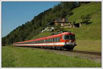 4010 001 als  IC 515 „Therme Nova K�flach“  von Innsbruck auf dem Weg nach Graz, kurz vor Haus im Ennstal, in Oberhaus am 14.9.2007 aufgenommen.
