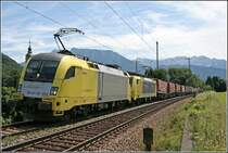 DGS 43138  WINNER-EXPRESS  von Verona nach Wuppatal Langerfeld. ES64U2-033 und der  WM-SPRINTER  E189 917RT bringen ihn am 03.07.07 beim Kloster Raisach nach M�nchen.