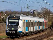 430 027 hier auf dem Weg von Marbach(N) nach Schwabstaße in seinem neuem Farbkleid. Der 430 027 ist der Erste fahrende 430 der das neue vollständige Farbkleid des VRS trägt. Jedoch besitzt er den alten Fahrgastraum und hat kein EVC Rechner - Freiberg am Neckar, 21.02.2025