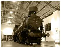 Die nicht betriebsbereite GKB Dampflok 56.3115, ausgestellt im Technischen Eisenbahnmuseum Lieboch (kurz TEML). Aufnahme vom 6.10.2007, 8 Minuten vor Mitternacht ;-)

