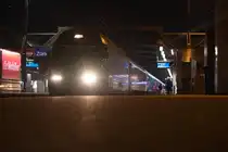 Re 460 010 mit EN 40459 in Zürich HB am 22.11.2025