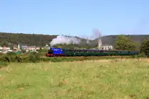 Belgiën, CFV3V Chemin de Fer à Vapeur des 3 Vallées
Dampflok AD09 mit Personenzug vom Treignes nach Mariembourg, während der Dampffestival 2024
21/9/2024