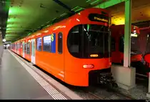 RBS - Be 4/10  16 unterwegs auf der Linie S9 im HB Bern am 22.11.2025