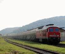 MEG 315 mit einem Zementzug nach Karsdorf im Bf Laucha (Unstrut); 07.10.2007