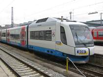VT 105 der BOB (Bayrische Oberlandbahn) am 14.07.2004 im Hauptbahnhof Mnchen.