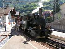 Dampflok im Bahnhof Stalden-Saas beim Wasserfassen. 05.08.07