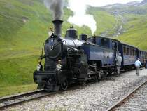 DFB 9 steht am 13.8.2007 in Furka. Dort hat der Zug 20 Minuten aufenthalt und es gibt einen kleinen Imbiss