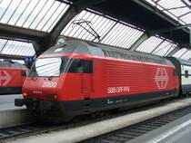 SBB - 460 045-8 im Bahnhof von Z�rich am 12.010.2007