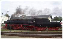 Am 27.08.2007 entstand u.a.im Bf.Nossen dieses Foto der 52 8047-4, nicht wissend, da� es eines der letzten sein wird. Am 28.10.2007 tritt sie Ihre letzte Fahrt an (Kesselfrist),dann erlischt das Feuer f�r immer.( Info zur letzten Fahrt: Bw.Nossen)