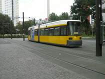 Stra�enbahn (M6) am 2.9.2007 am Hackeschen Markt