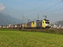 BR 182 513 und E189 907 am 13.10.07 bei Schwaz