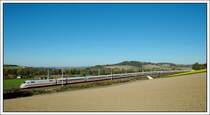 Weil das Wetter heute so sch�n war (14.10.07), machten wir bei der Heimfahrt von Th�ringen nach �sterreich in Haiding einen kleinen Abstecher an die Passauer Bahn. Nachschuss auf den IC 91 von Hamburg-Altona nach Wien Westbahnhof kurz vor der Durchfahrt in Haiding.