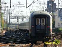 IC Stuttgart-Stralsund f�hrt gerade in Dortmund Hbf los. 14.10.2007.