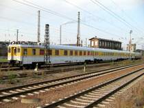 Dieser Messzug wird von 103 222 durch den Chemnitzer Hauptbahnhof geschoben, 16.10.07