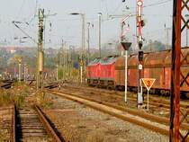 2 Ludmillas ziehen den 30-Wagen-Zug mit Braunkohle zum Bahnhof K�chwald hinauf von wo aus er dem Heizkraftwerk Chemnitz Nord zugef�hrt wird, 16.10.07