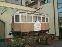 100 Jahre Rittnerbahn.Modell des 2 achsigen Triebwagens das am diesj�hrigen Jubil�umsumzug mitgef�hrt wurde.Klobenstein 19.10.07