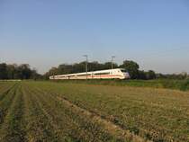 ICE 653 bestehend aus dem Halbzug  Cottbus  ist am 23.10.2007 in Richtung K�ln/Berlin unterwegs.