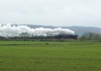 DR 41 1144-9 mit dem RE 16280  ROTK�PPCHEN-EXPRESS  von Eisenach nach Freyburg (Unstrut), bei Naumburg (Saale); 21.10.2007