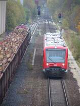 650 313-0 fuhr am Morgen des 27.Oktober 2007 als RE nach Crailsheim in den Bahnhof K�nigsbronn ein, dort wartete schon der Rd Tiger der Osthannoverschen Eisenbahn AG OHE auf die Weiterfahrt.