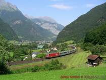 Auch am 17. Juli 2007 zog diese Re 460 den CIS aus Z�rich an dieser Stelle vorbei.