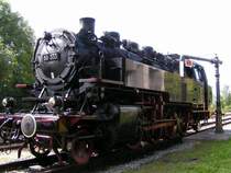 Dampflok 86 333 beim Wasserfassen in Weizen. 19.08.06