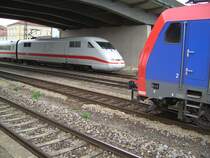 Der ICE 1 von Wien noch Hamburg am 07.09.2007 in Regensburg HBF 