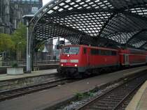 111 127 bringt den RE nach Gie�en (K�ln) (27.10.2007) 