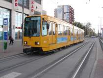 Hier eine Stra�enbahn in Budapest/Ungarn an der Haltestelle �rs vez�r tere. Aufgenommen am 20.10.2007