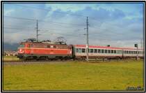E-Lok 1042 015 f�hrt mit IC 535 Stadtgalerie Klagenfurt von Wien nach Villach.
28.10.2007