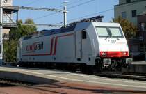 BR 185 579-0  Adriana  wartet am 16.09.2007 in Spiez auf ihren n�chsten Stossdienst.