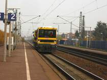Robel Bautreibwagen (ich wei� nicht wie er genau hei�st,bittte wenn n�tig verbessern!) bei der Durchfahrt Blankenloch gen Karlsruhe am 29.10.07