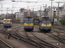 3 V43 Loks vor dem Bahnhof Budapest-Nyugati pu am 22.10.2007