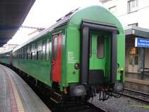 Ein Wagen der Slowakischen Staatsbahn. Dieser Zug f�hrt weiter nach Sturovo. Aufgenommen am 23.10.2007