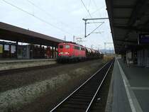 140 528-1 noch mit DB Cargo Anschrift kommt am 5.11.2007 durch den Bahnhof G�ttingen geafahren mit einem Ganzzug aus Tds