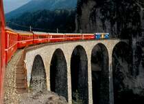 Ge 4/4 III 652  Vaz/Obervaz/Lenzerheide-Valbella  am 24.10.2007 mit Regionalexpress nach St. Moritz auf dem Landwasser Viadukt. 