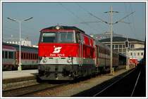 ER 2516  Carpatia  von Wien S�dbahnhof nach Bratislava hl.st. war am 30.9.2007 mit 2143 071 bespannt. Die Aufnahme entstand bei der Ausfahrt aus Wien S�d.
