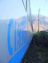...Durch die Alpen mit dem Cisalpino...Diesen Satz versuchte ich im Bild auszudr�cken.Aufgenommen kurz vor Domodossola am 6.11.2007