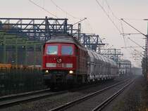 Etwa 2 Kilometer vor Ratingen rauscht diese 232 in Richtung D�sseldorf am regnerischen 05.11.2007 an mir vorbei.