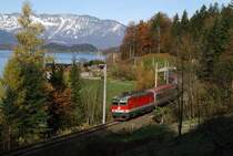 1044 064 mit REX 3410 am Hallst�tter See, bei Obersee (29.10.2007)