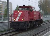 Diesellokomotive 6515 durchf�hrt an einem tr�ben Tag den Bahnhof Maarssen in Richtung Utrecht (29.10.2007)